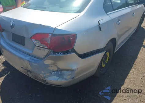 2013 Volkswagen Jetta 2.5L Se из США, поврежденный, VIN 3VWDP7AJ0DM252019